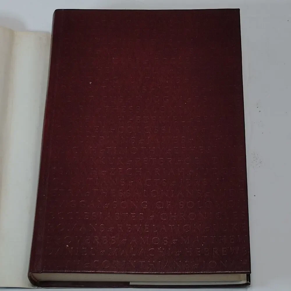 The Reader's Digest Bible Condensed RSV 1982 Hardcover – Like New Condition